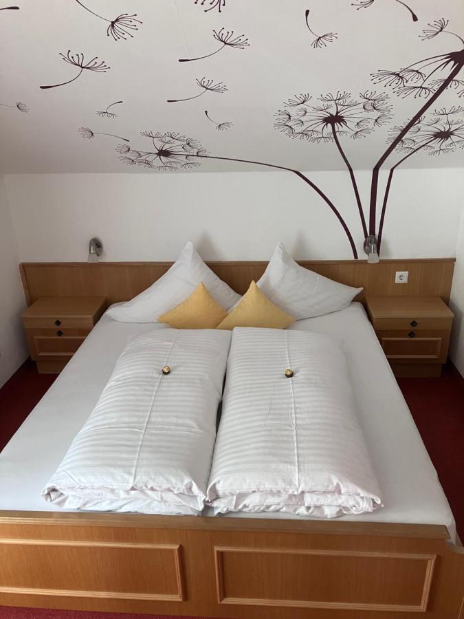 Haus Plankensteiner Hotel Kaunertal Bagian luar foto